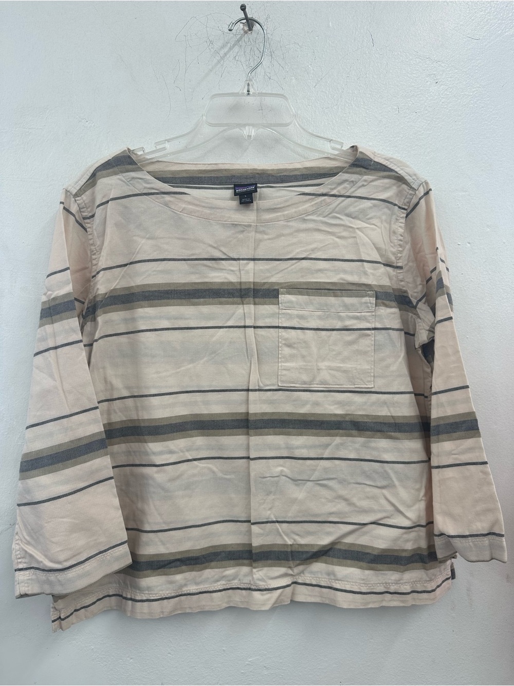 Patagonia striped cat bells 3/4 sleeved top casual boat neck style chest pocket